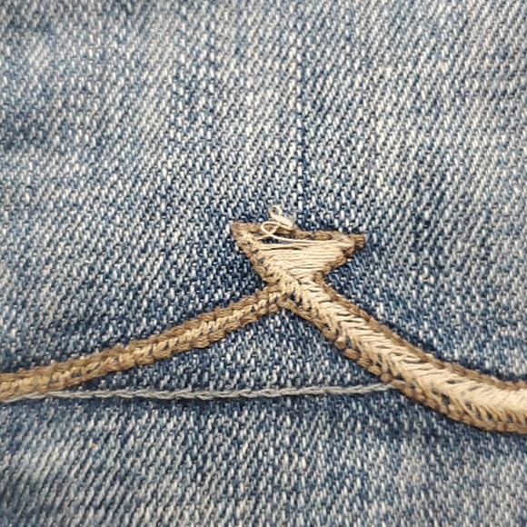 SEVEN FOR ALL MANKIND - CROP GINGER DENIM CAPRI - Picture 4 of 13